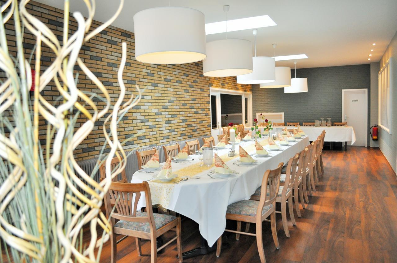 Hotel Meyerhoff Ostrhauderfehn Εξωτερικό φωτογραφία